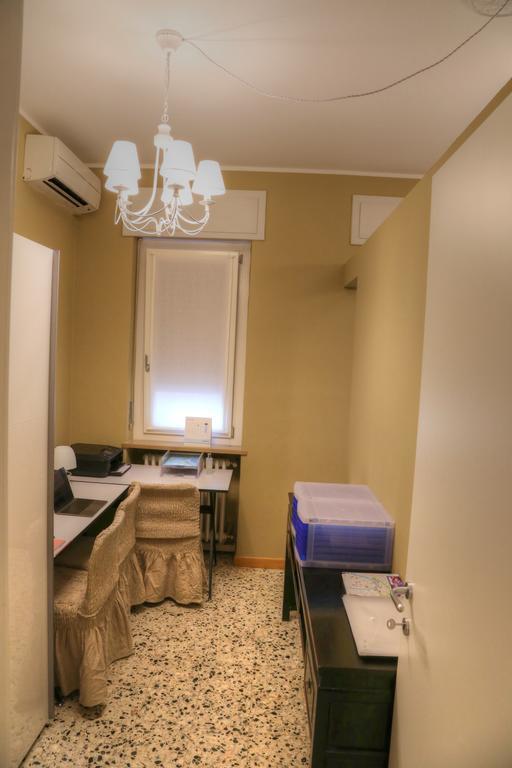La Casetta Di Lina Rooms And Apartments Verona Bagian luar foto